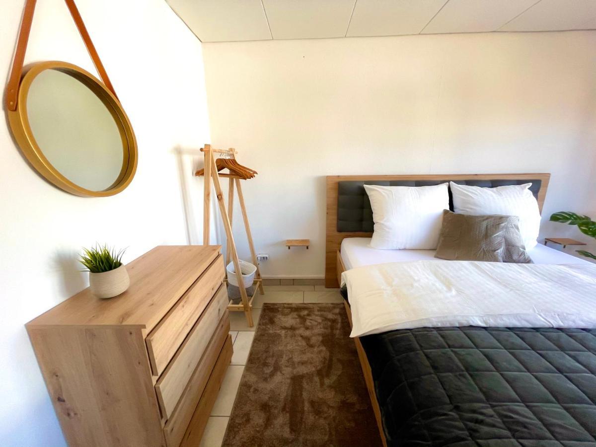 Gemuetliche Ferienwohnung Mit Kostenfreiem Pool Höchenschwand Eksteriør bilde