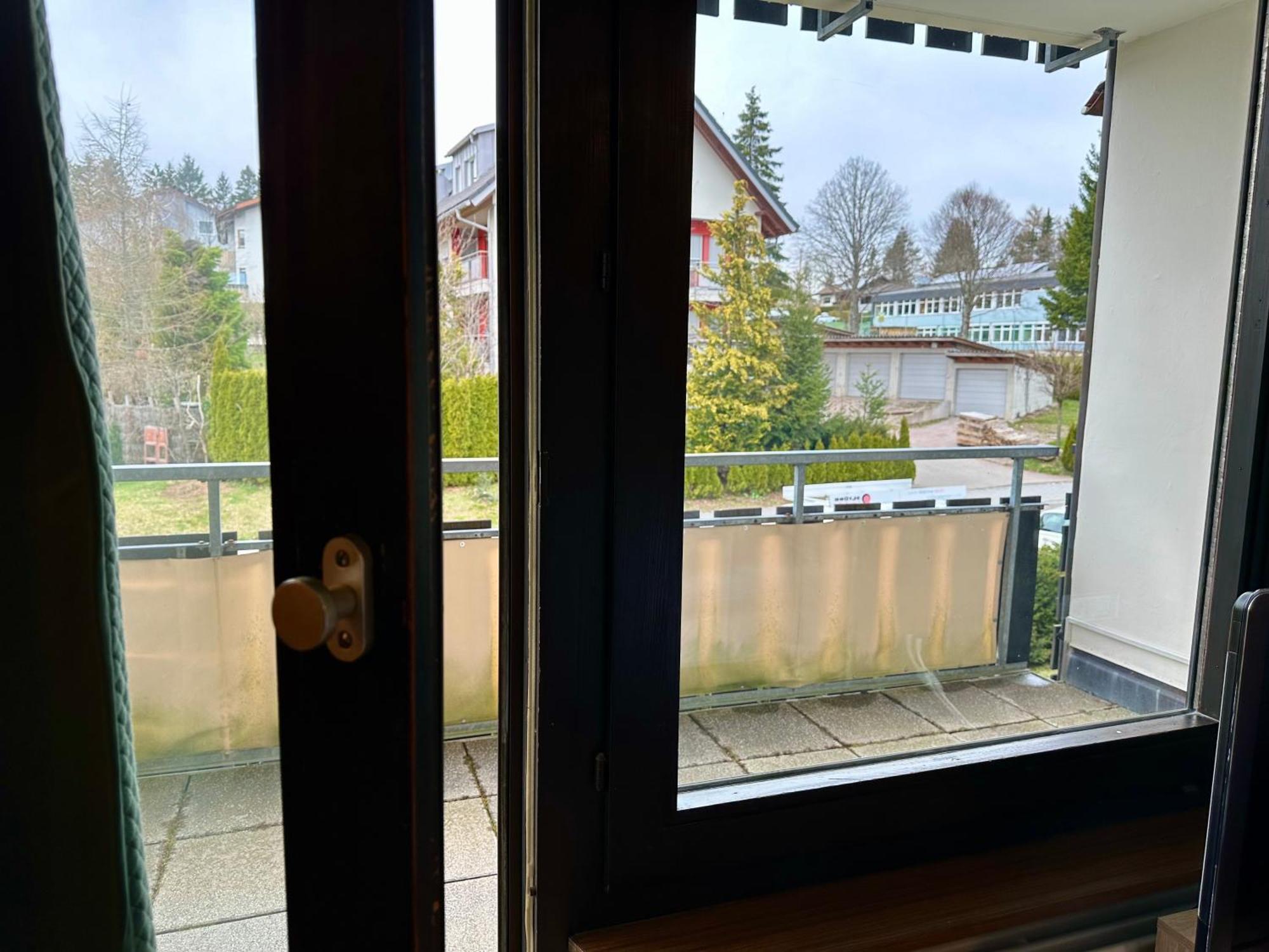 Gemuetliche Ferienwohnung Mit Kostenfreiem Pool Höchenschwand Eksteriør bilde